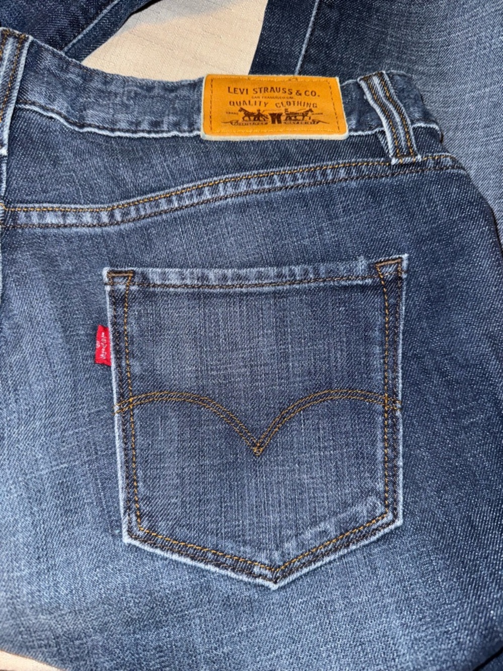 Levi's Dark Blue Denim Jeans Mid Rise Boot 553 - Picture 5 of 9